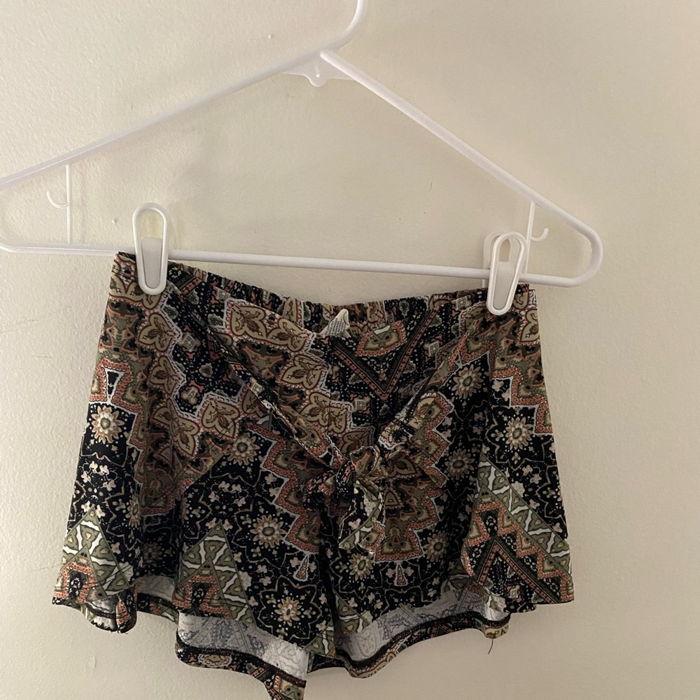 Flowy shorts